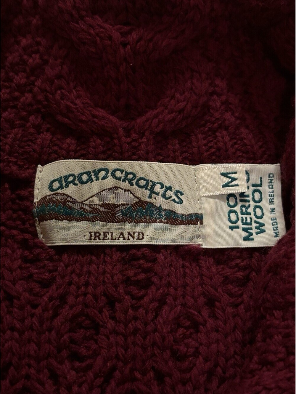 Aran Crafts Ireland 100% Merino Wool Cable Knit Full Zip Cardigan Size M Wine - Picture 2 of 7